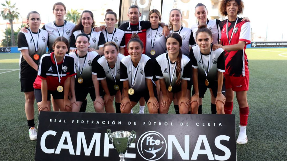 FUTBOL 8 FEMENINO