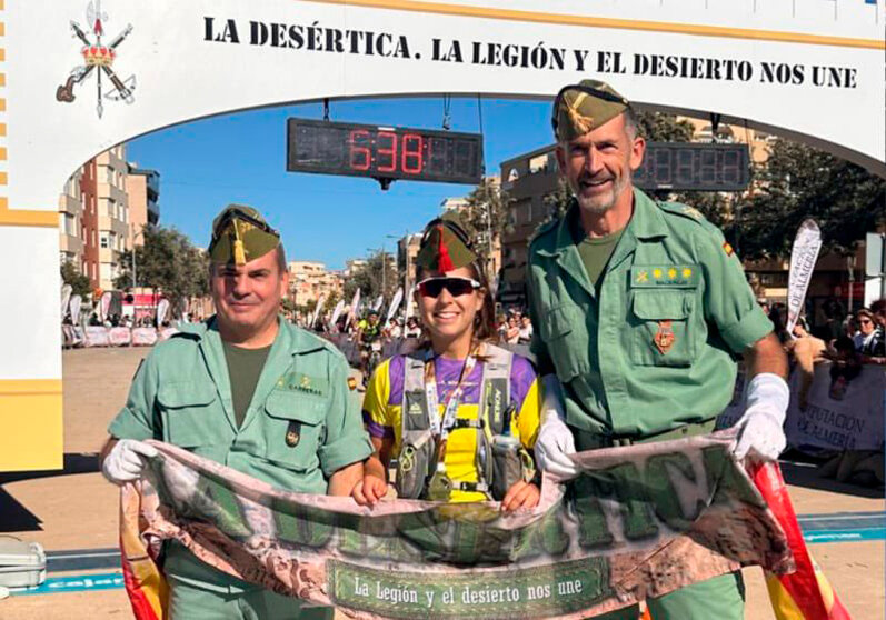 María Romero, poco después de haber cruzado la meta en la prueba almeriense