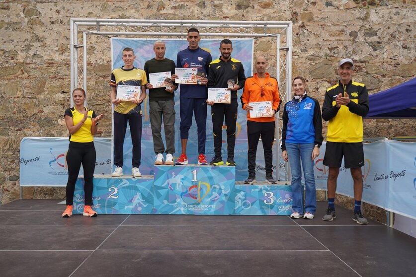 Una imagen del podio de la XXXII Media Maratón Ciudad de Ceuta