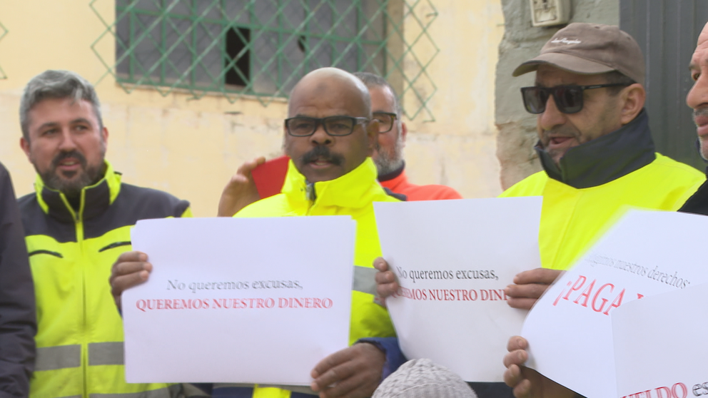 estructuras del estrecho protesta trabajadores