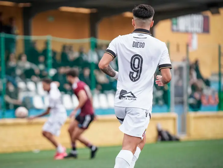 Diego ha marcado el primer gol del Ceuta B ante el San Roque de Lepe